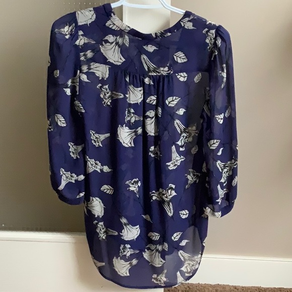 Babaton Silk Button Up - Picture 2 of 2